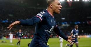  Коул: На мястото на Мбапе бих останал при Меси и Неймар