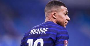 Почетино: Свикнали сме със слуховете за Мбапе