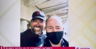 Двойникът на Клоп се оказа мултимилионер