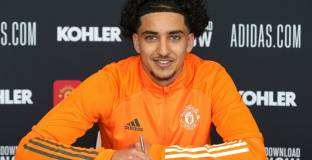 Ман Юнайтед подписа със 17-годишен 