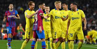 Кадис с малко очаквана победа срещу Барса (видео)