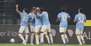 Лацио удари Сасуоло в добавеното време