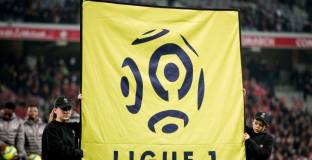 Френски сенатори поискаха доиграване на сезона в Лига 1