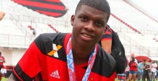 Барса и Реал кръстосват шпаги за талантлив бразилец? 