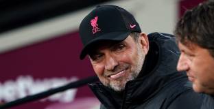 Мърсън смята, че Ливърпул може да загуби шансове за титлата в неделя 