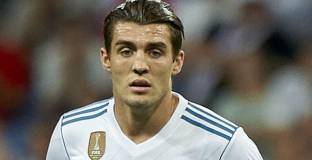 Зидан към Ковачич: Продължавай да преследваш Меси 