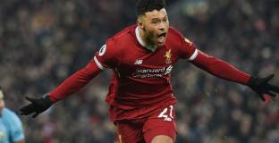 Окслейд-Чембърлейн: Получи се див мач 