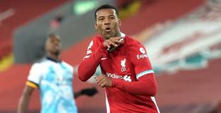 Вайналдум ще премине в Барса през лятото