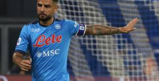 Байерн отправи питане за Инсине