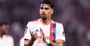   Лион отклони втората оферта на Уест Хем за Пакета