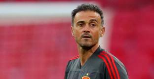 Енрике: Смутих се, когато феновете скандираха името ми