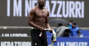 Глен Джонсън: Лукаку е бавен за ВЛ