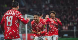 Майнц 05 - Щутгарт 2:0 