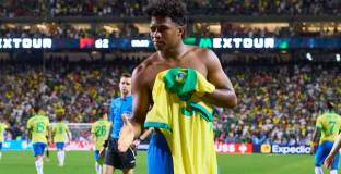 Мексико - Бразилия 2:3 