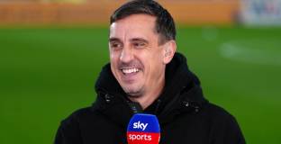  Невил: Борбата за титлата приключи 