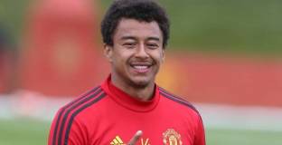 Ман Юнайтед продължи с Лингард