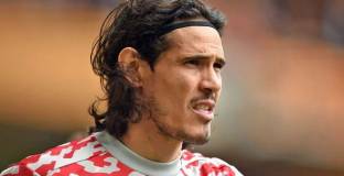 Кавани няма да напуска Ман Юнайтед през зимата