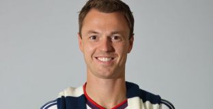 Арсенал не се интересува от Джони Еванс 