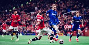 Евертън надигра Ман Юнайтед, но взе само точка (видео)