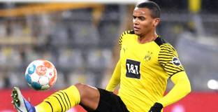 Ман Юнайтед отправи оферта за Аканджи 