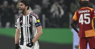 Локатели: Идва ми да плача