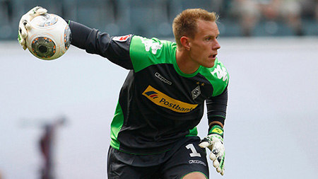 Барса потвърди трансфера на Тер Щеген и заминаването на Пинто