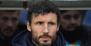 Ван Бомел: Теренът на „Уембли” е боклук