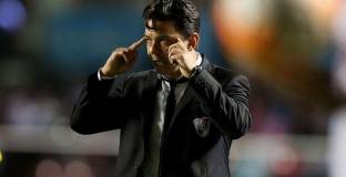 Треньорът на Ривър Плейт може да оглави Барселона след време