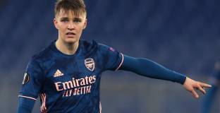  Едегор: Винаги съм се сравнявал с Йозил