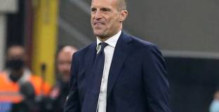 Алегри: Трябва отново да станем отбор