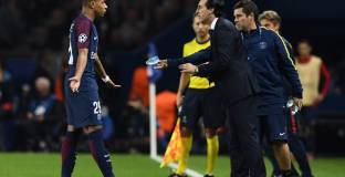 Емери защити Мбапе 