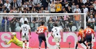 Ювентус победи Дженоа и е на точка от топ 4