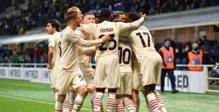 Милан със зрелищна победа над Аталанта (видео)