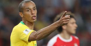 Миранда ще е капитан за Бразилия срещу Белгия 