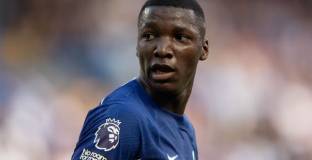  Агент: Кайседо искаше само в Челси