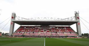 Beckett Layne Ventures  пое контрола над Монца