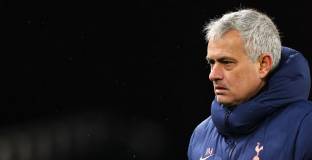 Тотнъм няма да уволнява Моуриньо