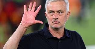 Моуриньо възнамерява да се завърне в Португалия