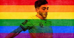  Футболист-гей говори за евентуално участие на Световното 