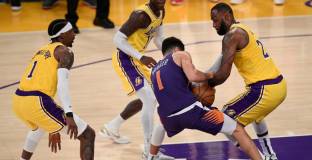 Лейкърс приключи сезона, Финикс и Денвър продължават