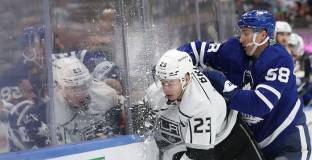 Флорида с втора загуба, Вашингтон прекъсна лошата серия