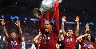 Ван Дайк: Ливърпул няма да отстъпи