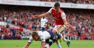 Кейн отхвърли обвиненията в симулация