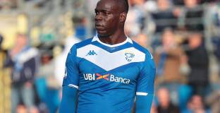 Балотели може да отиде в Турция