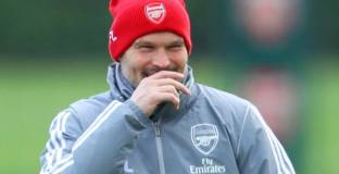 Юнгберг призова Арсенал по-бързо да определи постоянен мениджър