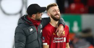 Сър Кени сподели мнение за Филипс и Уилямс