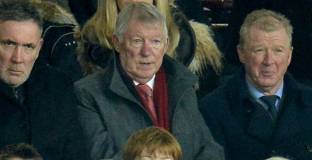 Сър Алекс пил вино на почивката на манчестърското дерби