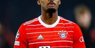  Арсенал се интересува от халф на Байерн Мюнхен