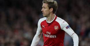 Монреал: Преговарям с Арсенал за новия договор