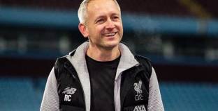 Блекпул привлече треньора на резервния отбор на Ливърпул